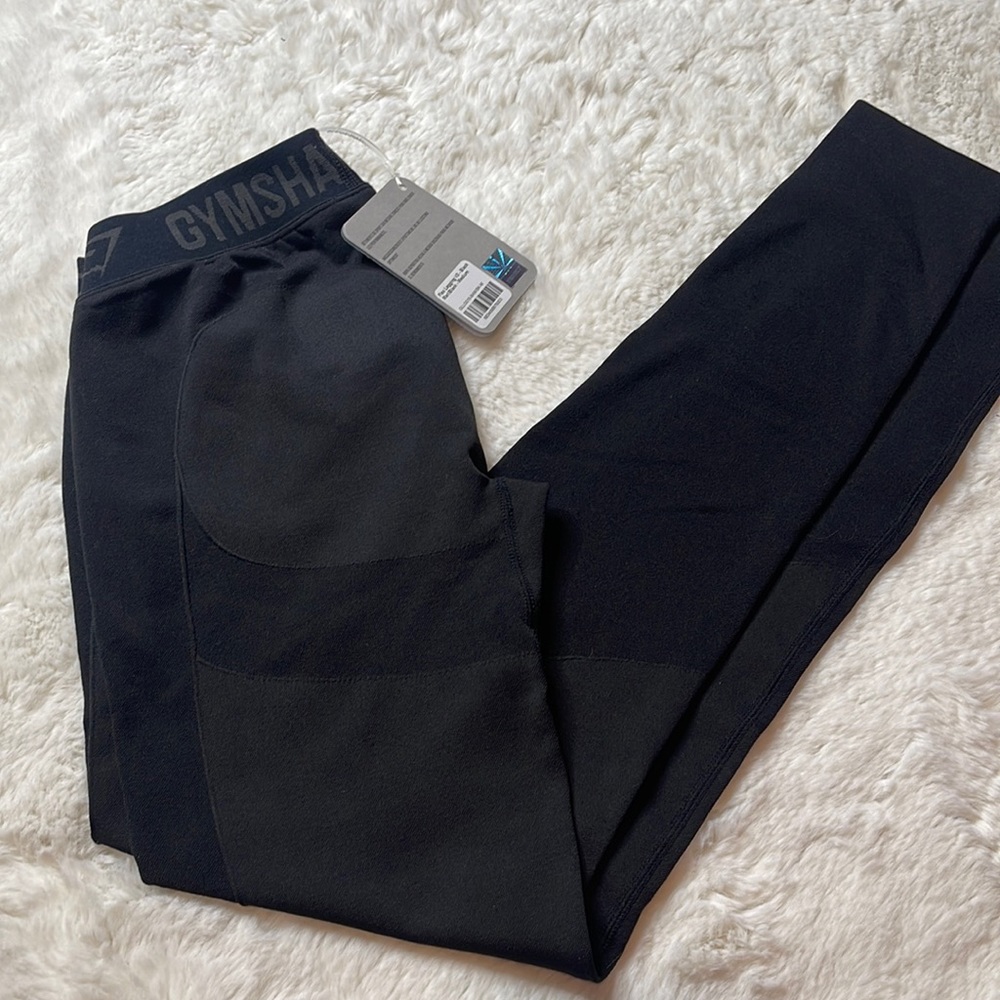 NWT Gymshark Flex Leggings V3 - SIZE: M